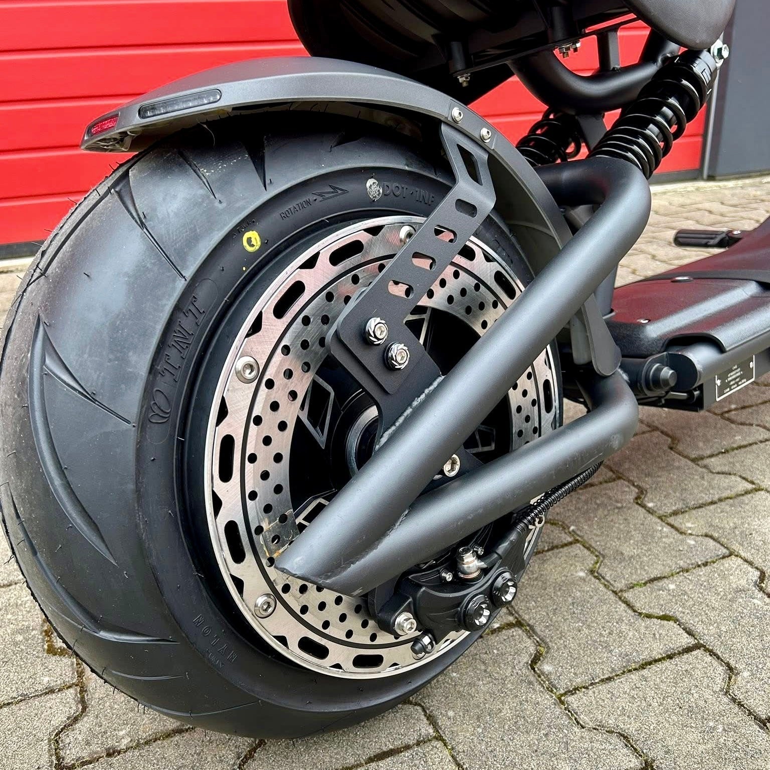 Star-Biker M1P Custom im urbanen Chopper-Look – exklusiv bei Star-Biker in der Schweiz
