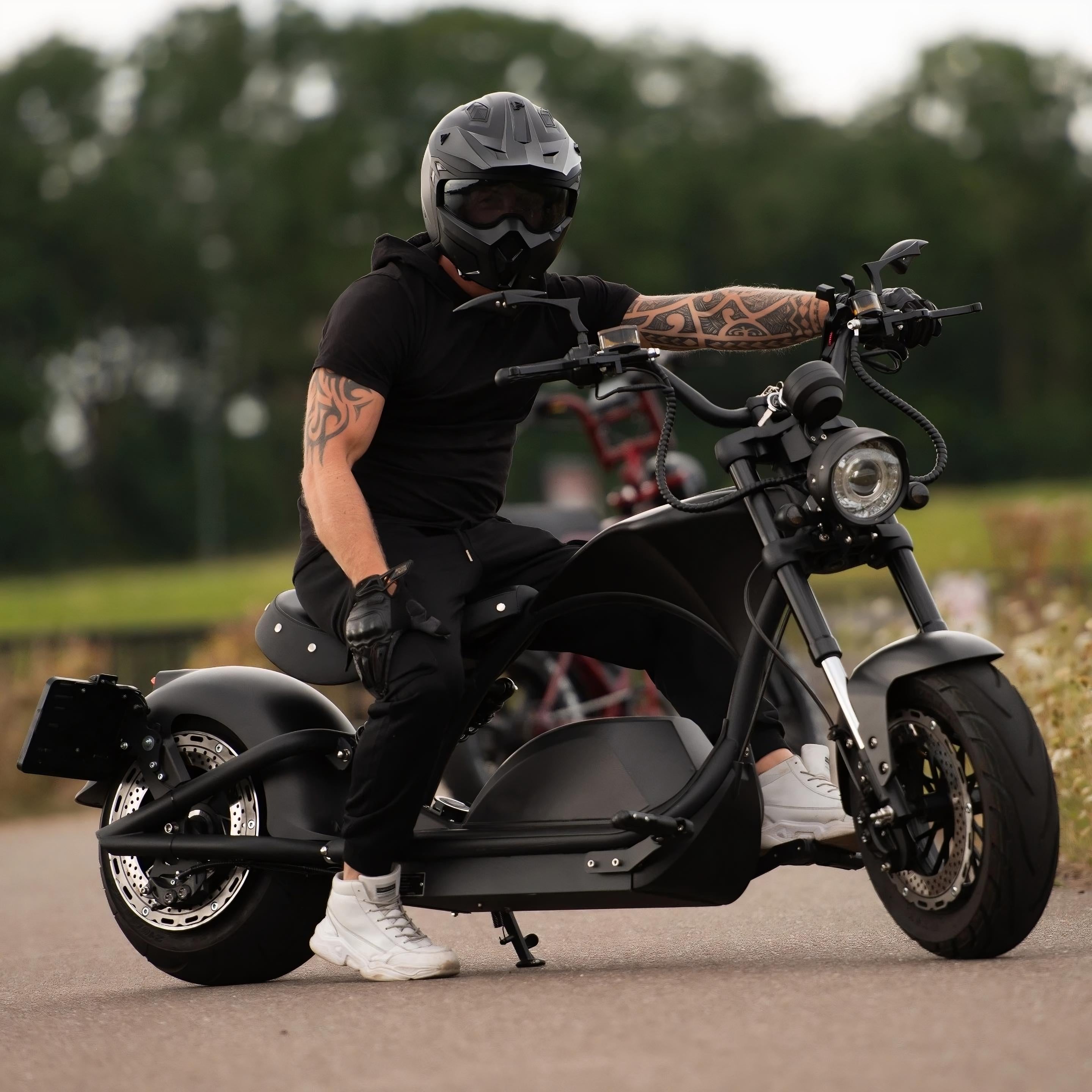 Endlich eingetroffen: Der Star-Biker Chopper M1P Custom & der M1PS Knight