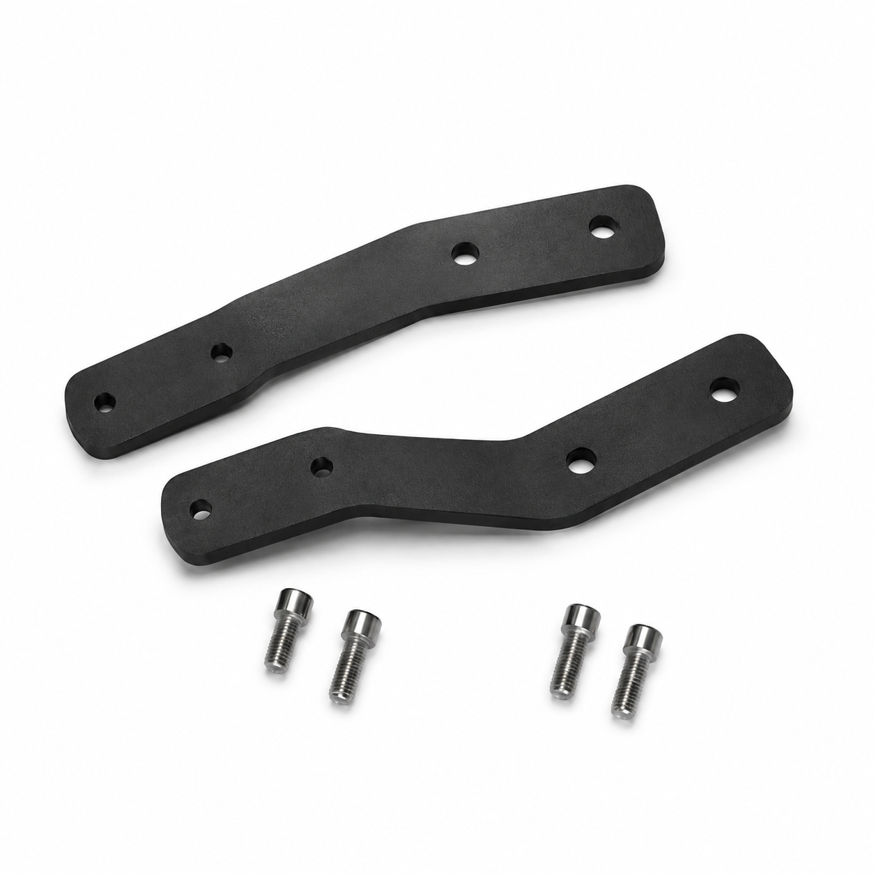 Schwarze Fußrastenverlängerung für Mangosteen E-Chopper M1P im 2er-Set mit vier Befestigungsschrauben.