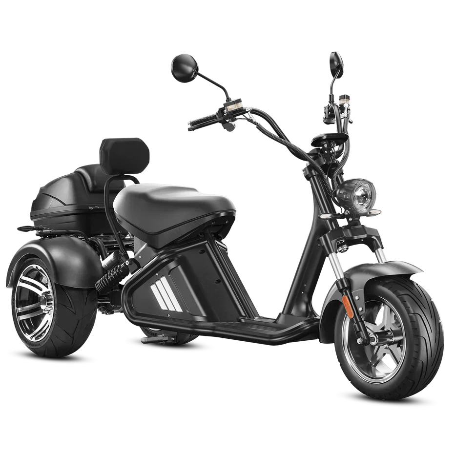 Star-Biker M2 Trike von vorne – elektrisches Dreirad mit LED-Beleuchtung, hydraulischen Scheibenbremsen und stabilem Stahlrahmen