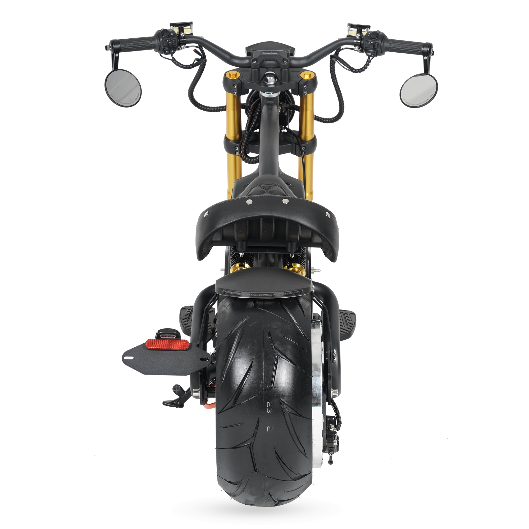 Star-Biker Bobber M8S Custom in Shadow Black, direkt von hinten mit breitem Hinterreifen