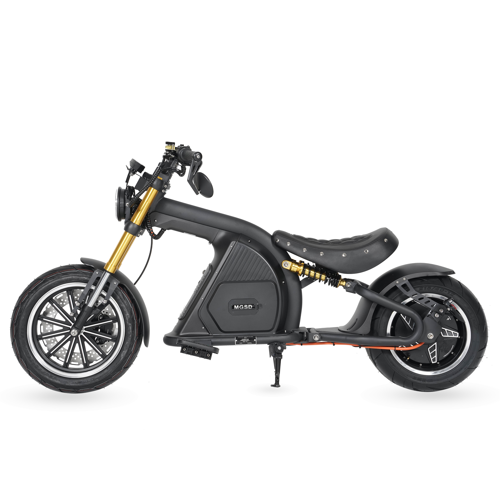 Star-Biker Bobber M8S Custom in Shadow Black, Seitenansicht mit Vorderrad links im Bild