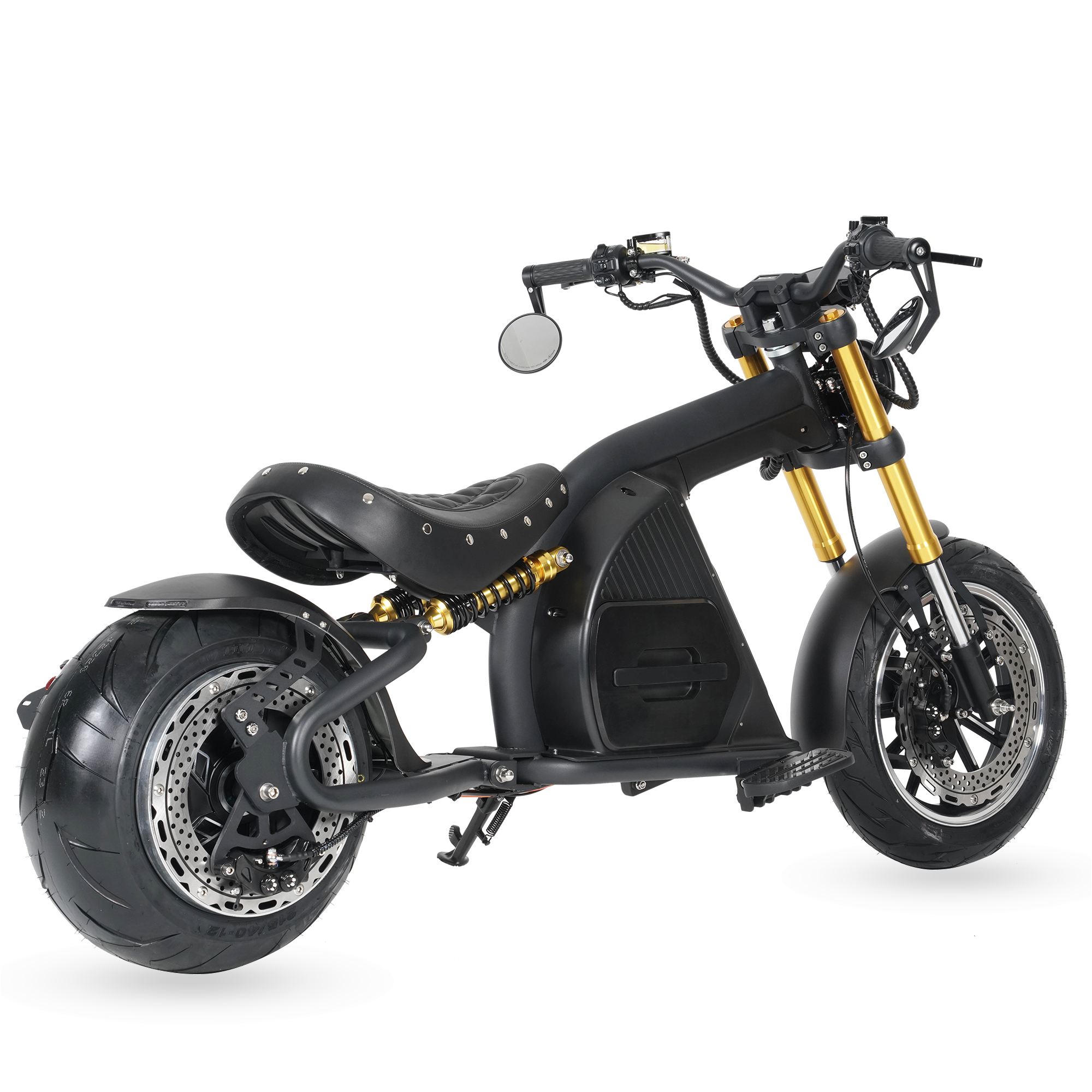 Star-Biker Bobber M8S Custom 85 km/h in Shadow Black, schräg von hinten mit Hinterreifen links im Bild